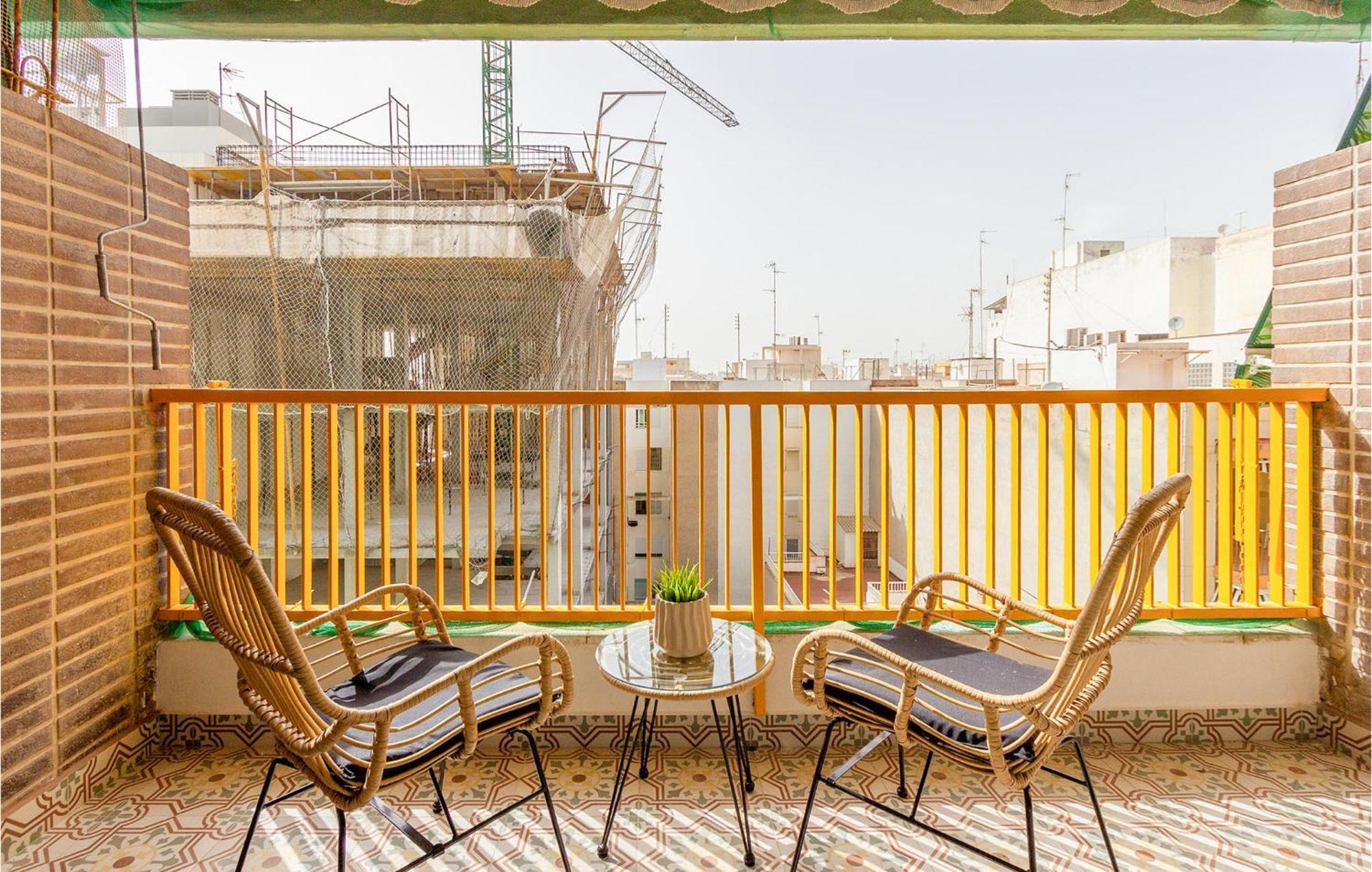 Lovely Apartment In Santa Pola With Kitchen Экстерьер фото