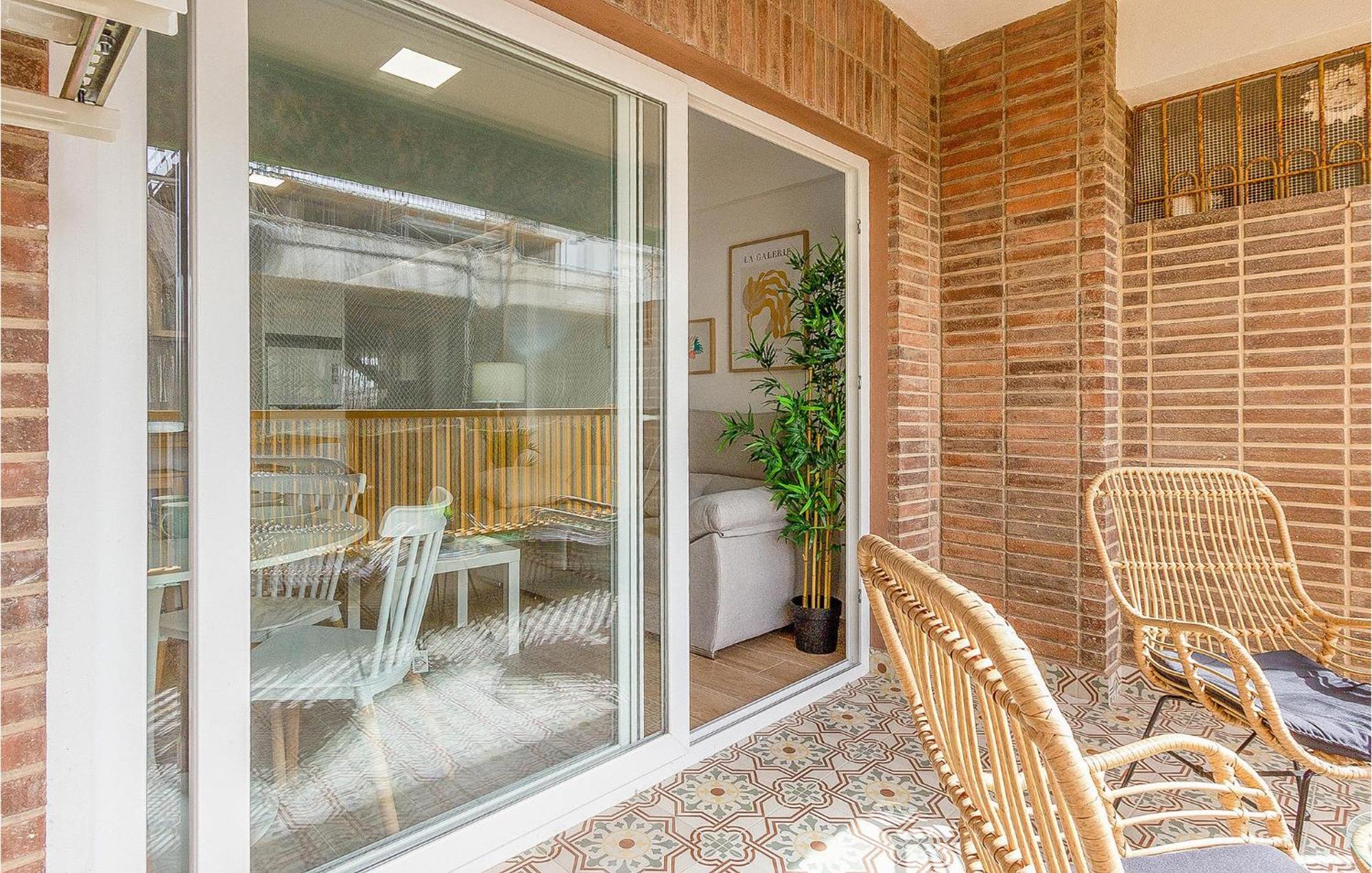 Lovely Apartment In Santa Pola With Kitchen Экстерьер фото