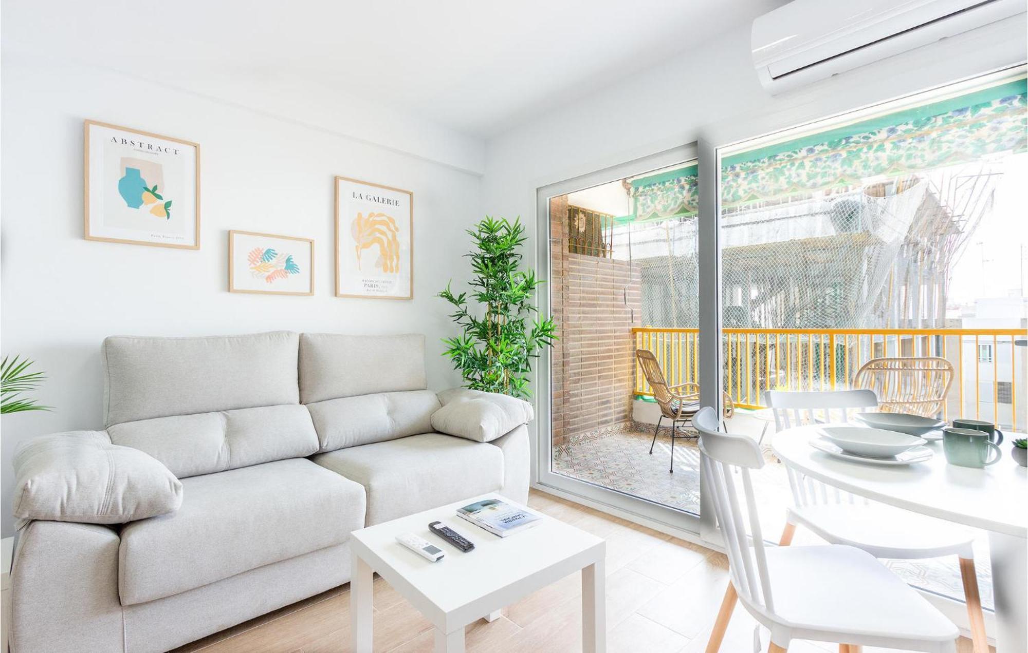 Lovely Apartment In Santa Pola With Kitchen Экстерьер фото