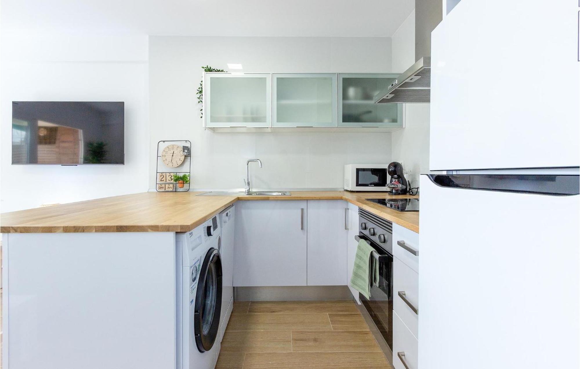 Lovely Apartment In Santa Pola With Kitchen Экстерьер фото