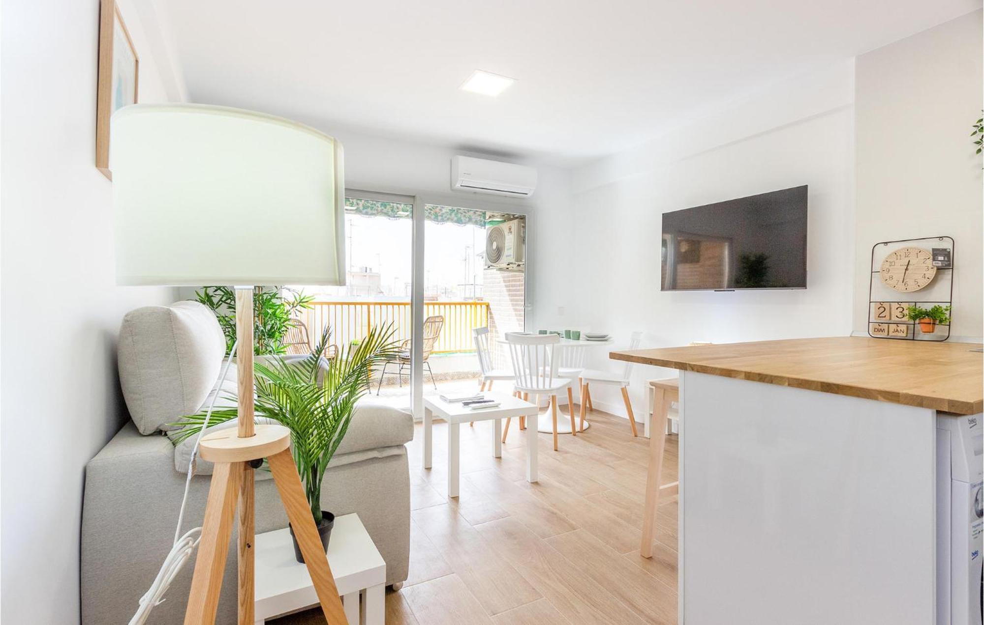 Lovely Apartment In Santa Pola With Kitchen Экстерьер фото